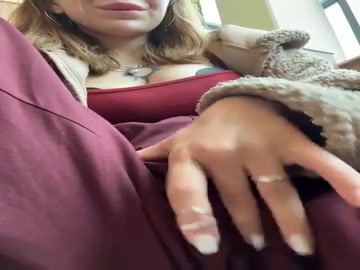 FlashTitsRoyal Stripchat (2026-06-17 07:26)